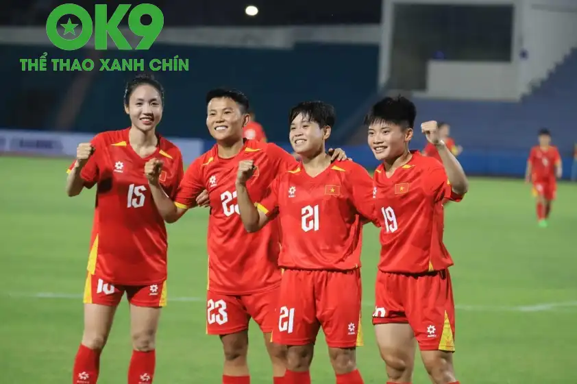 Với lợi thế sân nhà và đẳng cấp vượt trội, Nữ Việt Nam được dự đoán sẽ có chiến thắng đậm để củng cố ngôi đầu bảng. Với lợi thế sân nhà và đẳng cấp vượt trội, Nữ Việt Nam được dự đoán sẽ có chiến thắng đậm để củng cố ngôi đầu bảng.